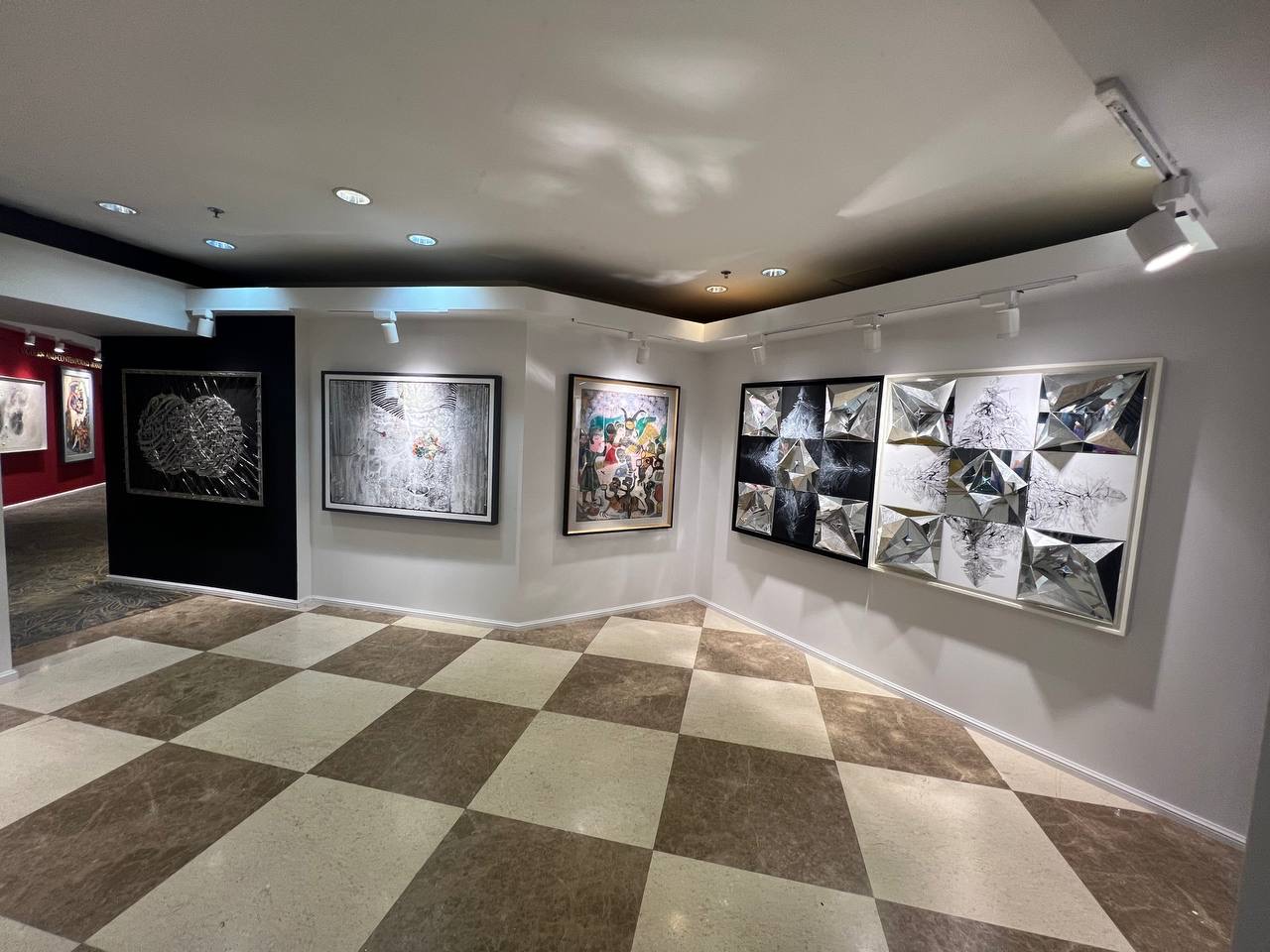 gallery grid image